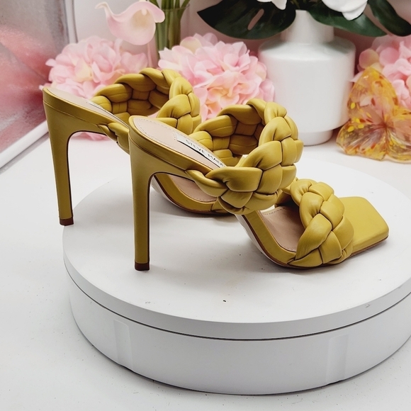 Steve Madden Kenley Citron Braided High Heel Sandals Slide-on Yellow Size 6.5 - Picture 9 of 16